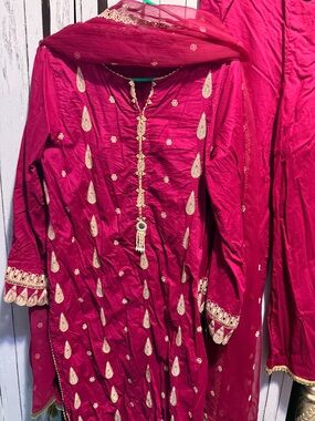 Magenta Embroidered Long Sleeve Dress with Gold Detailing